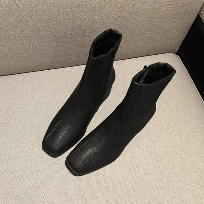 

Ботильоны женские стрейчевые, замша, молния сбоку, высокий каблук, британский стиль, Ретро стиль, квадратный носок, весна-осень