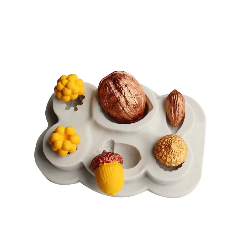 

Nuts & Berries Walnut Pine Cone Silicone Mold for Mould Jelly Shots Dessert Chocolate Fondant Ice Cube Cupcake Cake Baking Tools
