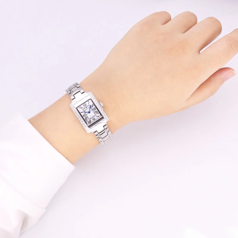 Женские кварцевые часы с браслетом из нержавеющей стали в японском стиле |