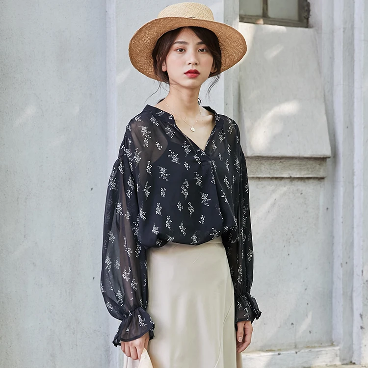 

New spring Vintage Chiffon Shirt female Oversize Tops Women Long sleeve Girls Blouse Summer Plus Size Women Blouses femme Blusas