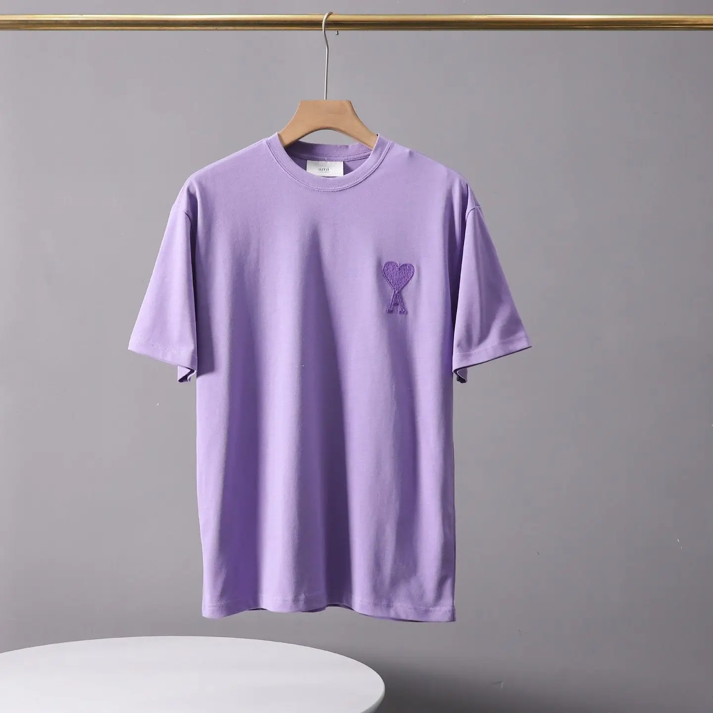 

Men Women O Neck Short Sleeve T-shirt Fashion Heart Embroidery T-shirt AMI Alejandre Mattiussi Summer New 2021