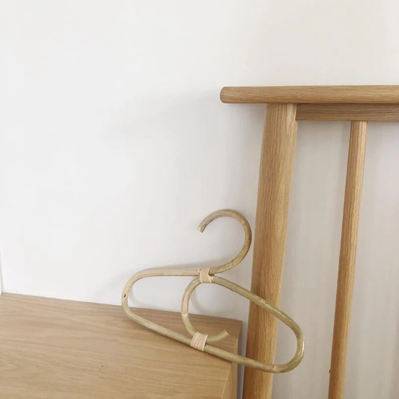 

5Pcs Rattan Clothes Hanger Nordic Style Kids Garments Organizer Rack Children Hanger Kids Room Decor Hangers for Clothes