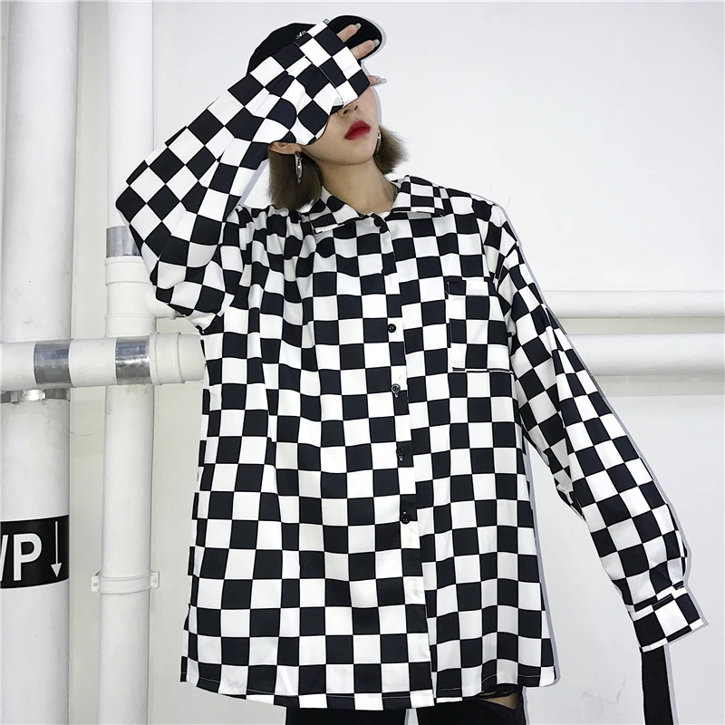 

Spring summer black white plaid oversized women shirt harajuku vintage long sleeve shirts ladies Korean style casual blouse