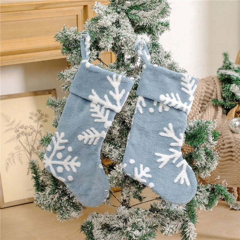 

White Snowflakes Plush Christmas Stocking Candy Socks Gift Bags Christmas Ornaments Christmas Tree Decorations Navidad 2021