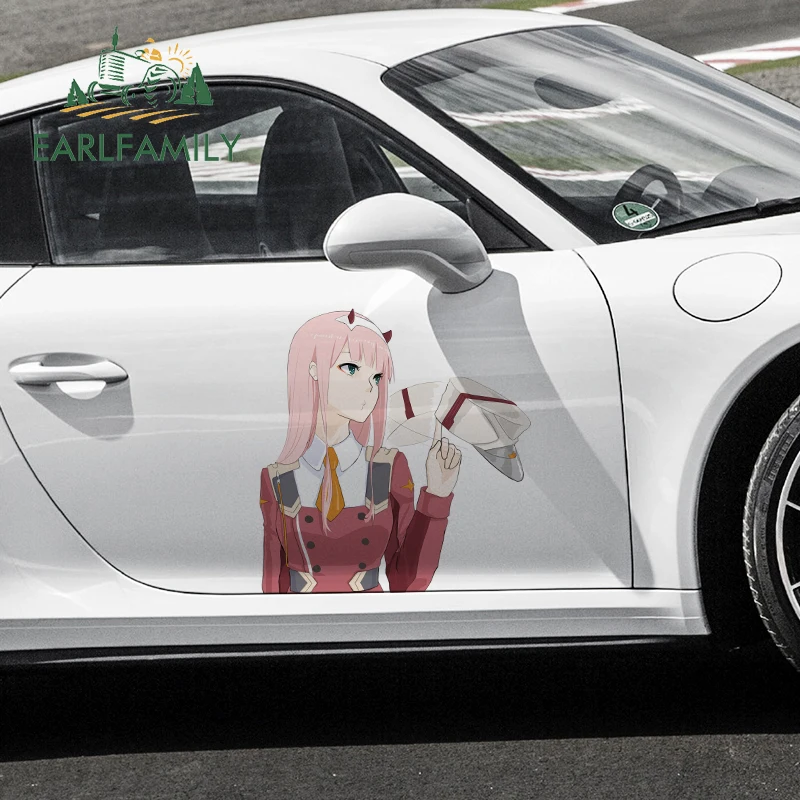 

EARLFAMILY 43 см x 41,3 см для Zero Two Anime виниловые наклейки на машину Автомобильная наклейка Водонепроницаемая Campervan RV JDM солнцезащитный Декор