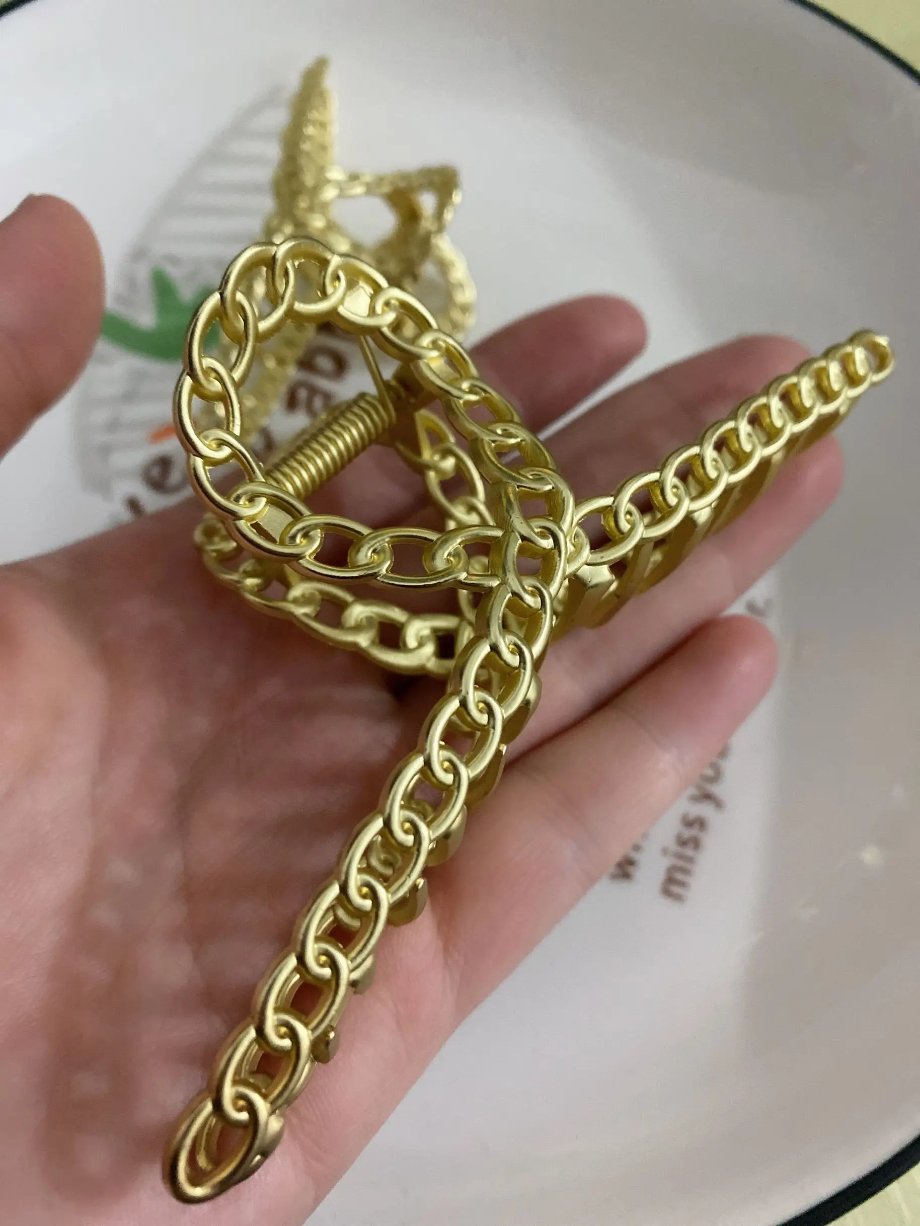 

Twist Hairpin Hair Care Women Geometric Metal Hair Claw Clip Clamps Crab Diverse Shape Clip Hairpin Large Size Hair Wholesale