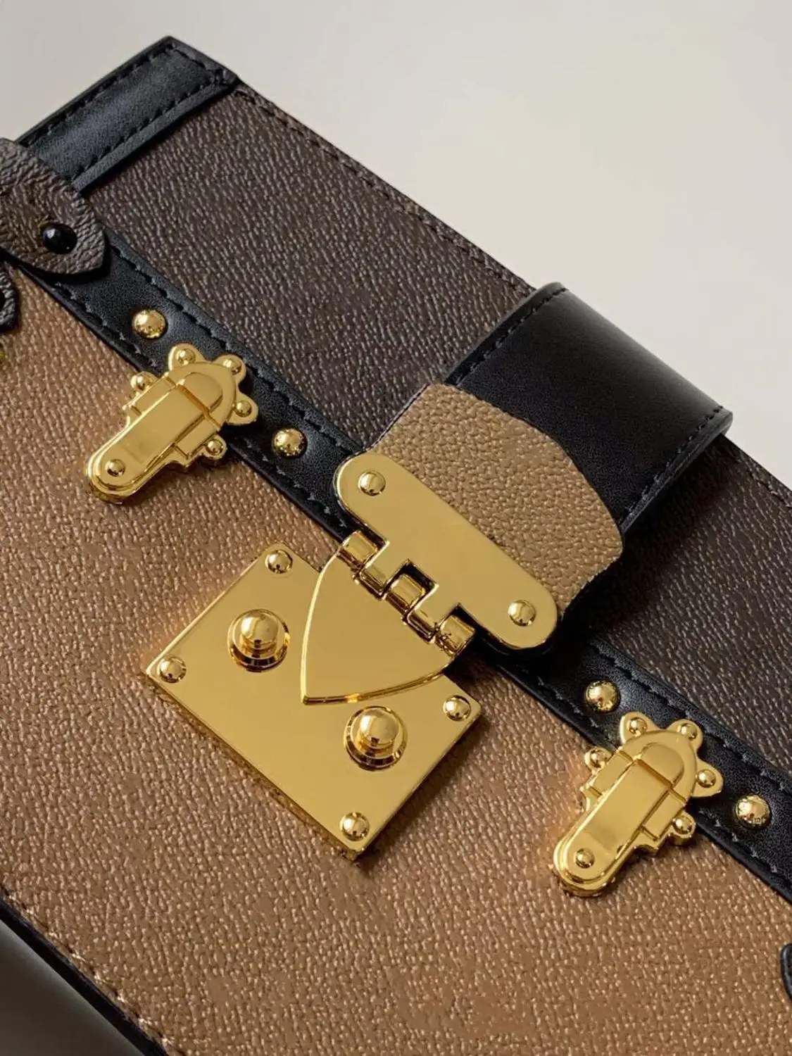 Модные роскошные высококачественные женские кожаные сумки из ПВХ на ремне через