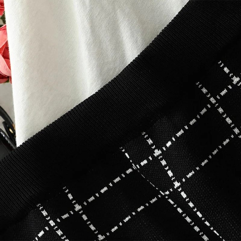 

Knitted Plaid Women's Sweater Set Single-Breasted Cardigan Mini Skirt Female Suit 2021 Spring Korean Casual Elegant Lady Sets