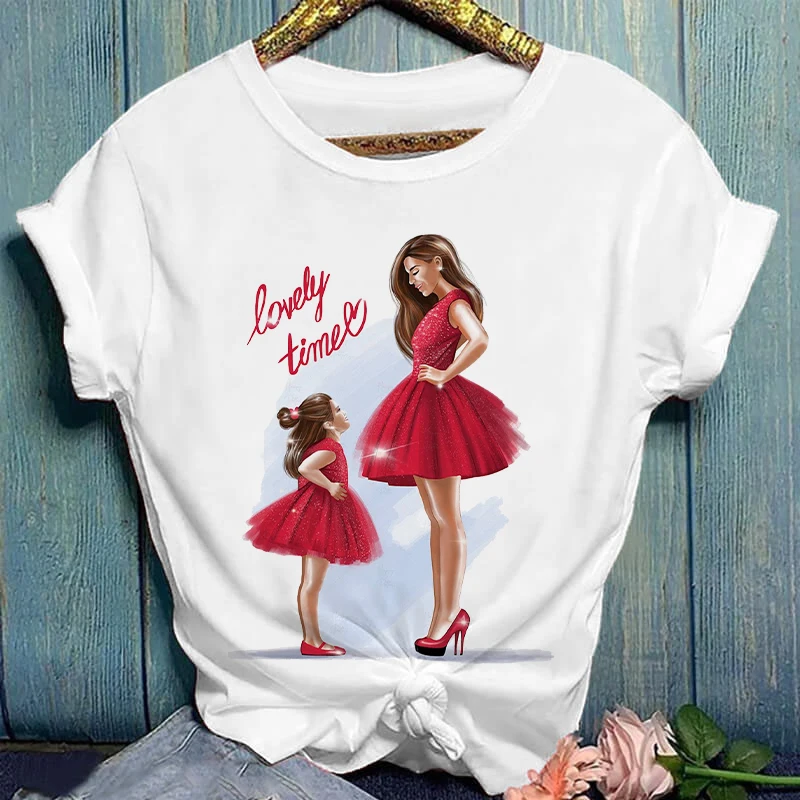 

Женская семейная белая футболка с принтом, Мультяшные футболки, простая Базовая женская одежда 90-х с коротким рукавом и круглым вырезом, жен...