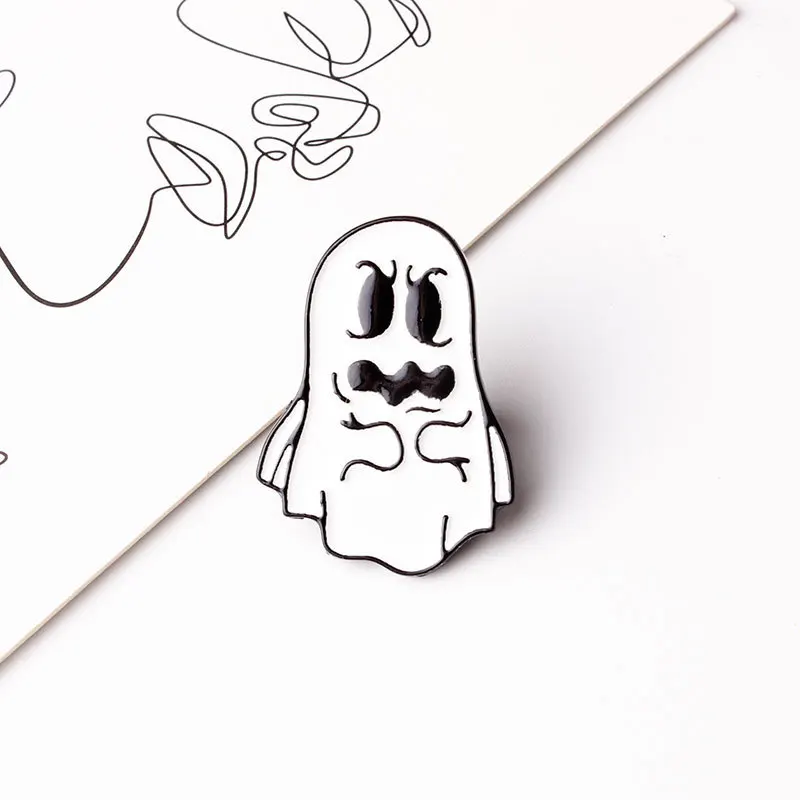 Пиратский череп фантастический танцующий скелет призрак значок модный