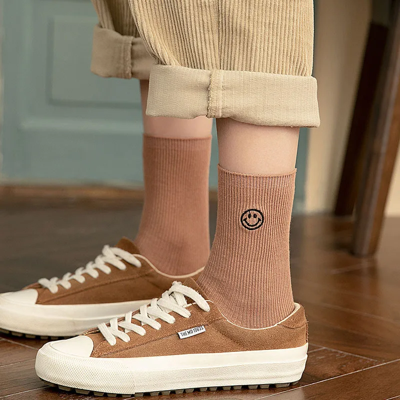 Носки [HEPOSCKONE] модные забавные ярких цветов с вышивкой смайликов в японском