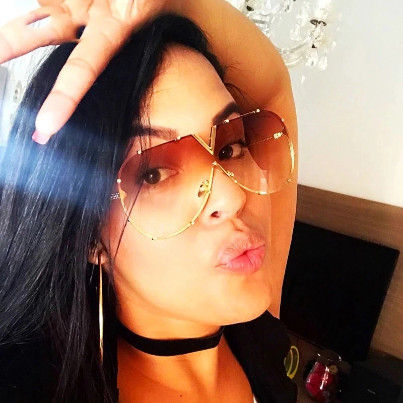 

Мужские и женские солнцезащитные очки, винтажные квадратные очки с V-образной оправой, градиентные очки в стиле ретро, UV400