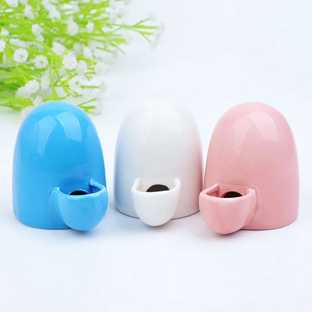 Пятно 1 шт Животные Pet Хомяк поливальщик Творческий автоматический тихий водный