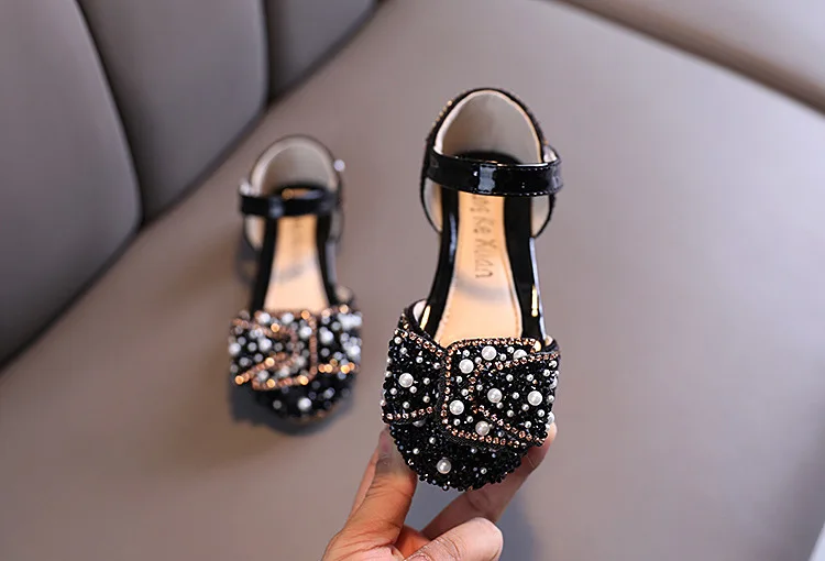 

New Summer sale princess leather dance shoes girls party bow shoes shiny Solid Green Black Pink fashion shoes for kids sandals