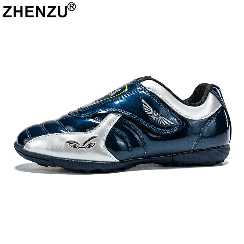 ZHENZU Size 28-39 Children TF Soccer Shoes Football Boots Kids Boys Trainers Sneakers Cleats Training tennis shoes Lace-free