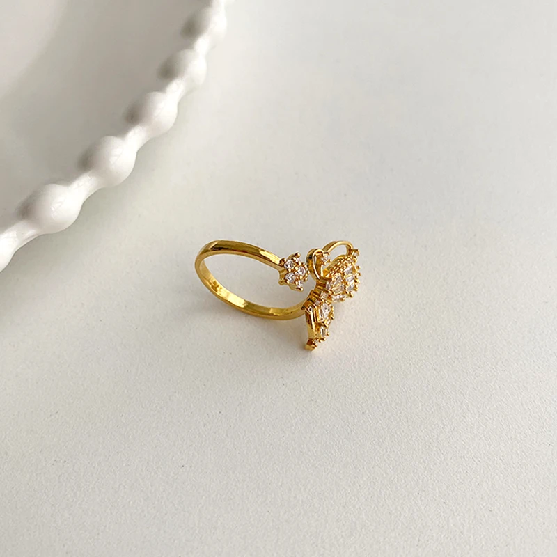 

Trendy Butterfly Wings Rings for Women Adjustable Opening Design Accessories Temperament Jewelry Shiny Zircon Wedding Party Gift