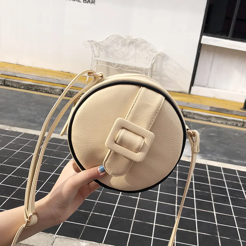 

2019 new Korean version of wild round student ins fashion small bag shoulder bag small round bag women slung