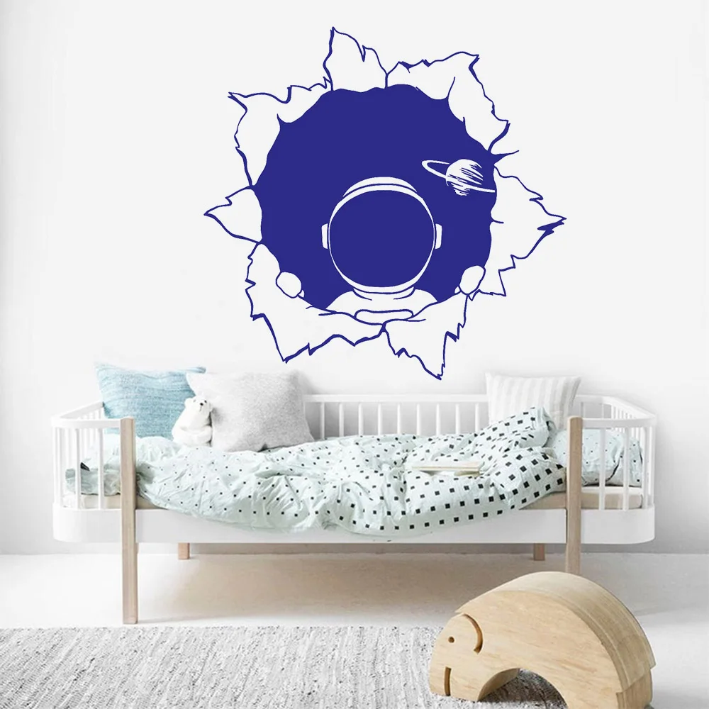

Spaceman Wall Decals Boys Children Room Decoration Astronaut Planet Space Teen Room Vinyl Self-adhesive Wall Stickers Z569