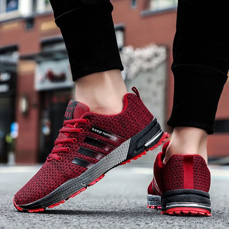 Hot Lightweight Blue Sneakers Marathon Running Shoes Men Mesh Breathable Sports Shoes Men Outdoor Big Size Keep Running Sneaker