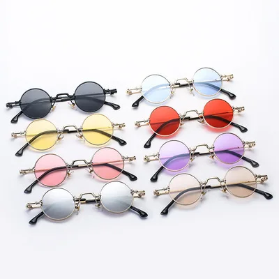 

New Fashion Round Frame Sunglasses For Women Gradient Metal Sunglasses Personality Street Photography Europe And America 2021