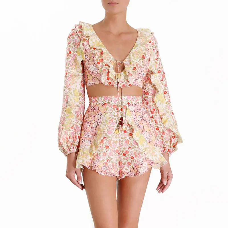 

2020 New Arrival Women 2 Pieces Set Sexy Flower Top Blouse and Shorts Holiday and Vocation Ruffled Style Two Piece Set Shorts