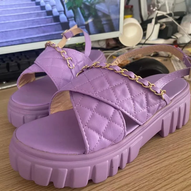 

Large Size Women Shoes 2021 Women New Chain Diamond Lady's Platform Sandals Wear All-match Fashion Sandals