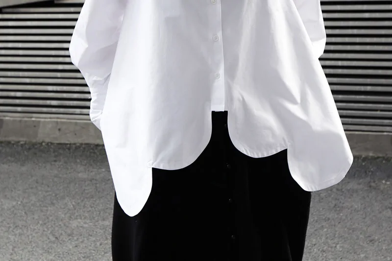 

2021 Spring Fall Unique Irregular Extra Wide White Hem Women Shirt Ladies Loose High Street Shirt Fashion Turn-down Collar Top