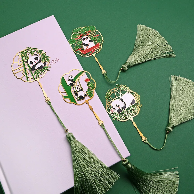 

Cute Chinese Panda Style Brass Bookmark Pendant Retro Book Clip Metal Pagination Mark Student Gift Stationery School Supplies