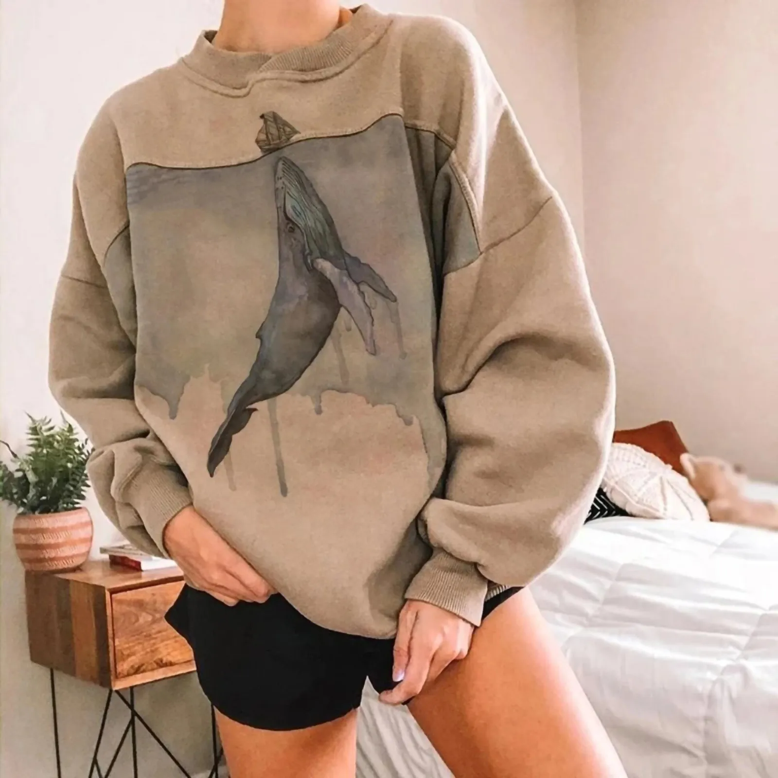 

Women Fish Print Casual Printing Long Sleeve Sweatshirt Pullover Blouse Whale print retro ladies long-sleeved hoodieSweater