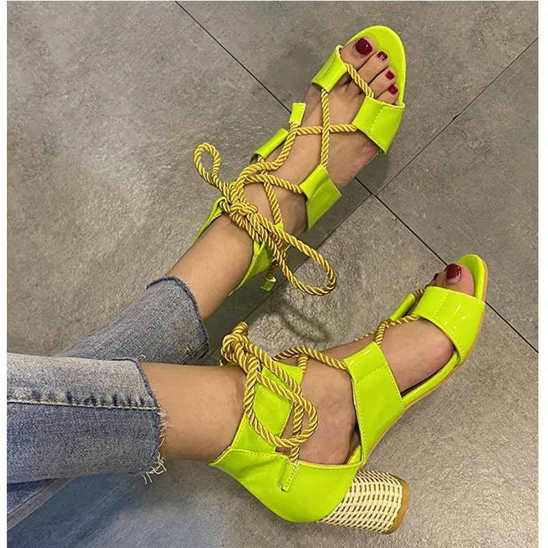 

2021 New Cross Strap Heels Women Sandals Summer Fashion Shoes Woman Peep Toe High Heels Casual Sandals Women Big Size 42 43
