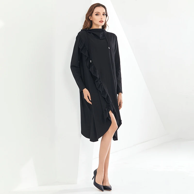 

TWOTWINSTYLE Black Sweatshirt For Women Hooded Collar Long Sleeve Patchwork Ruffles A Line Split Female 2020 Autumn Clothing