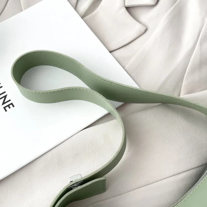 

Fashion Women's Bag New 2021 Spring and Summer Korean Version Ins Single Shoulder Bag Temperament Casual Baguette Bag Armpit Bag