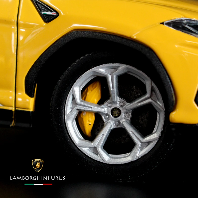 Имитационная модель автомобиля Maisto 1:24 Lamborghini URUS из сплава, ремесленные украшения, Коллекция игрушечных инструментов, подарок от AliExpress RU&CIS NEW