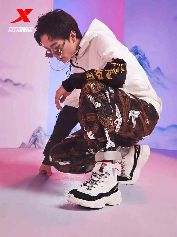 Мужские массивные кроссовки Xtep [китайский стиль] Новое поступление дышащие