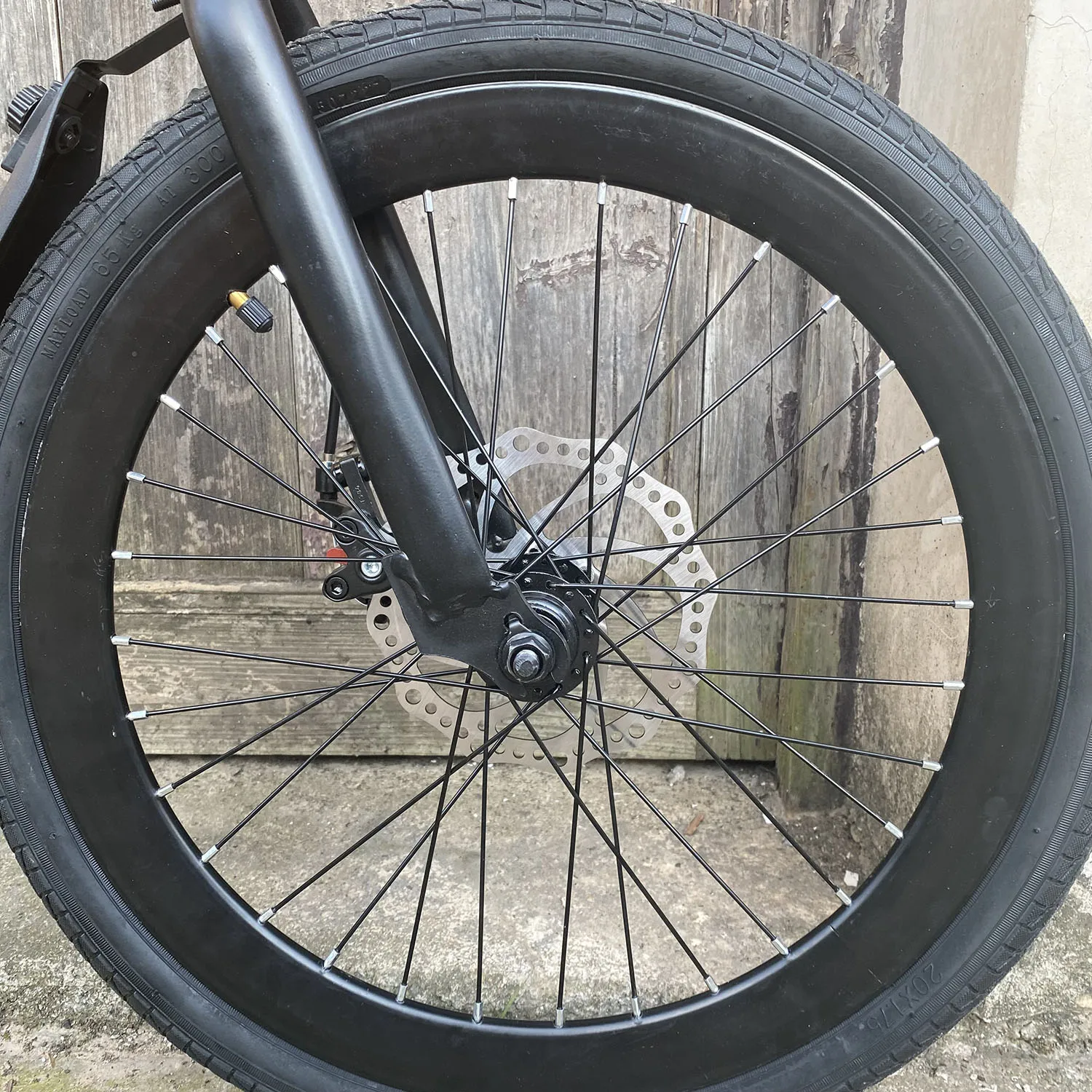 Велосипед 20 дюймов Односкоростной фиксатор велосипед с двойным тормозом Dsic рама