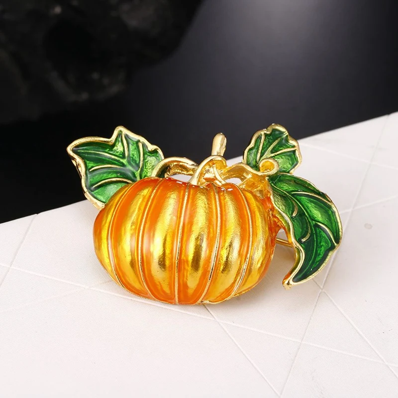 

Bumble Bee Crystal Brooch Pin Colorful & Halloween Pumpkin Brooch Alloy Green Leaves Orange Enamel Pumpkin Women's