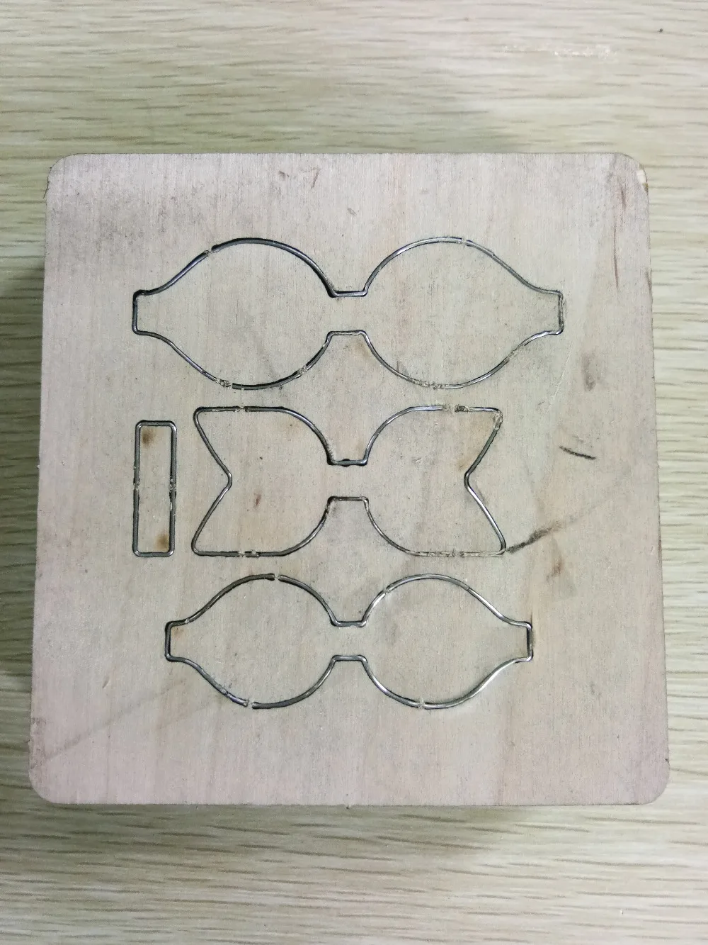 Building 3D bow new DIY wood moulds die cut accessories for Leather paper felt Steel Punch-leather crafts Wood laser dies