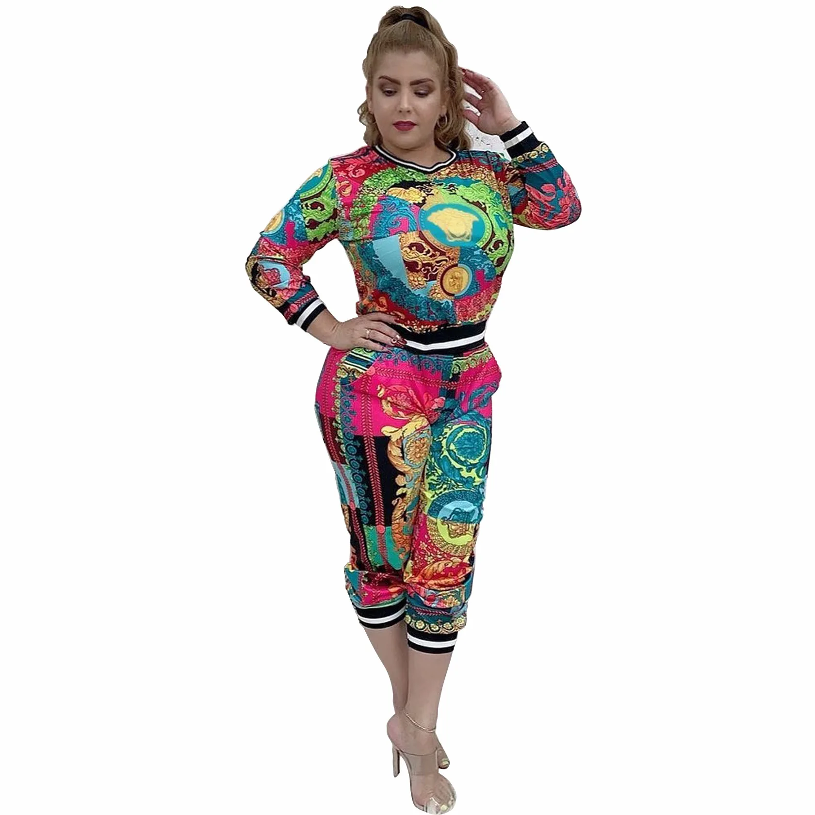 

Top Women In 2021 Round Neck Women's Clothing Sportswear Set Patchwork Two Piece Clothing Set Crop Top Tie Dye Casual Clothing
