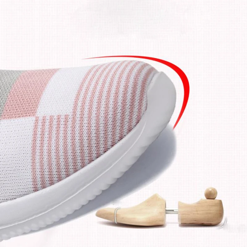 Удобная трикотажная прогулочная обувь Женский светильник Дышащие Стрейчевые