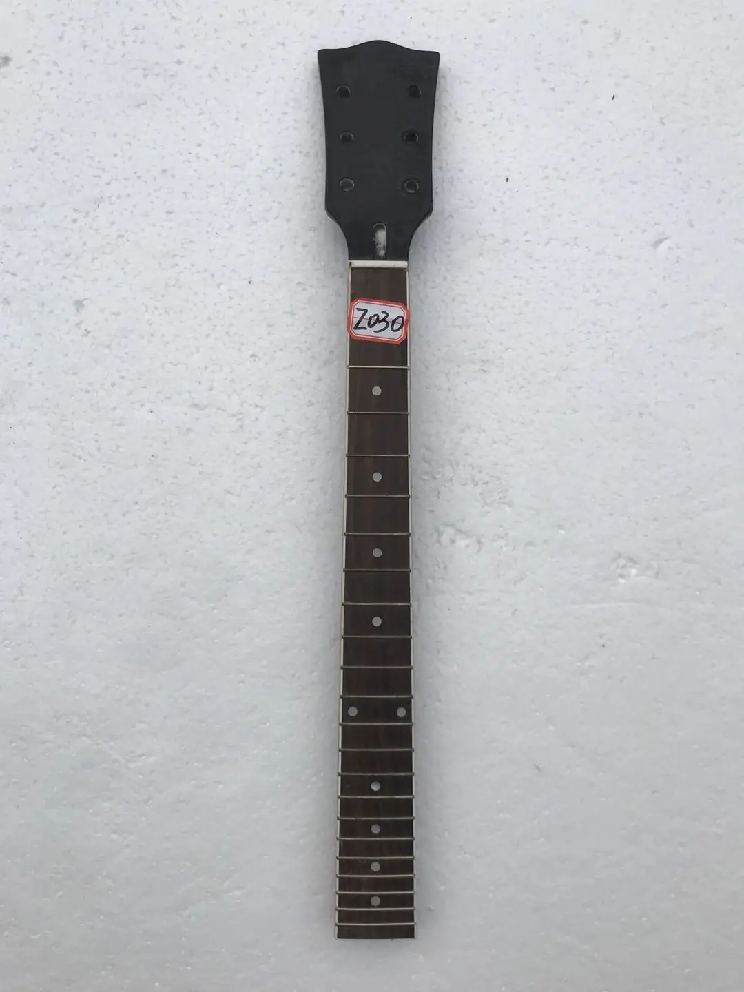 DIY (Not New)Discount Electric Guitar without Hardwares In Stock Discount Z030