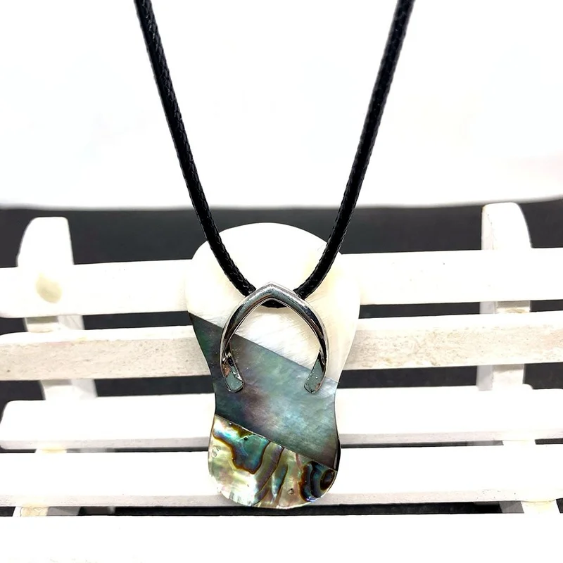 

Natural Shell Necklace Pendant Stitching Pendant Slipper Shape Shell Pendant Fashion Necklace Suitable for Banquet Jewelry