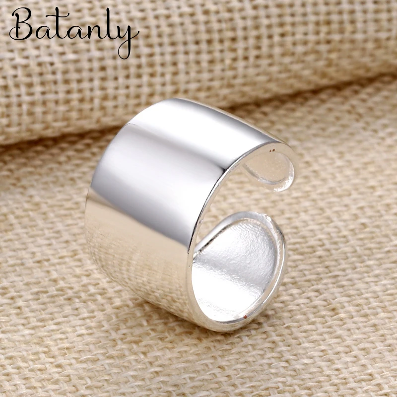 Очаровательное гладкое кольцо для женщин