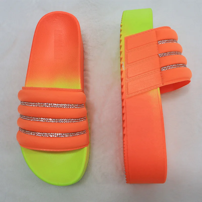 

2020 Women Slippers Ladies Summer Platform Woman slippers Lady Causal Comfortable Women Beach Slides Female Shoes Flip Flops