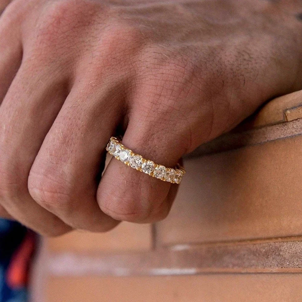 Мужское и женское медное кольцо с фианитом 4 мм 1 ряд Золотое кубическим цирконием