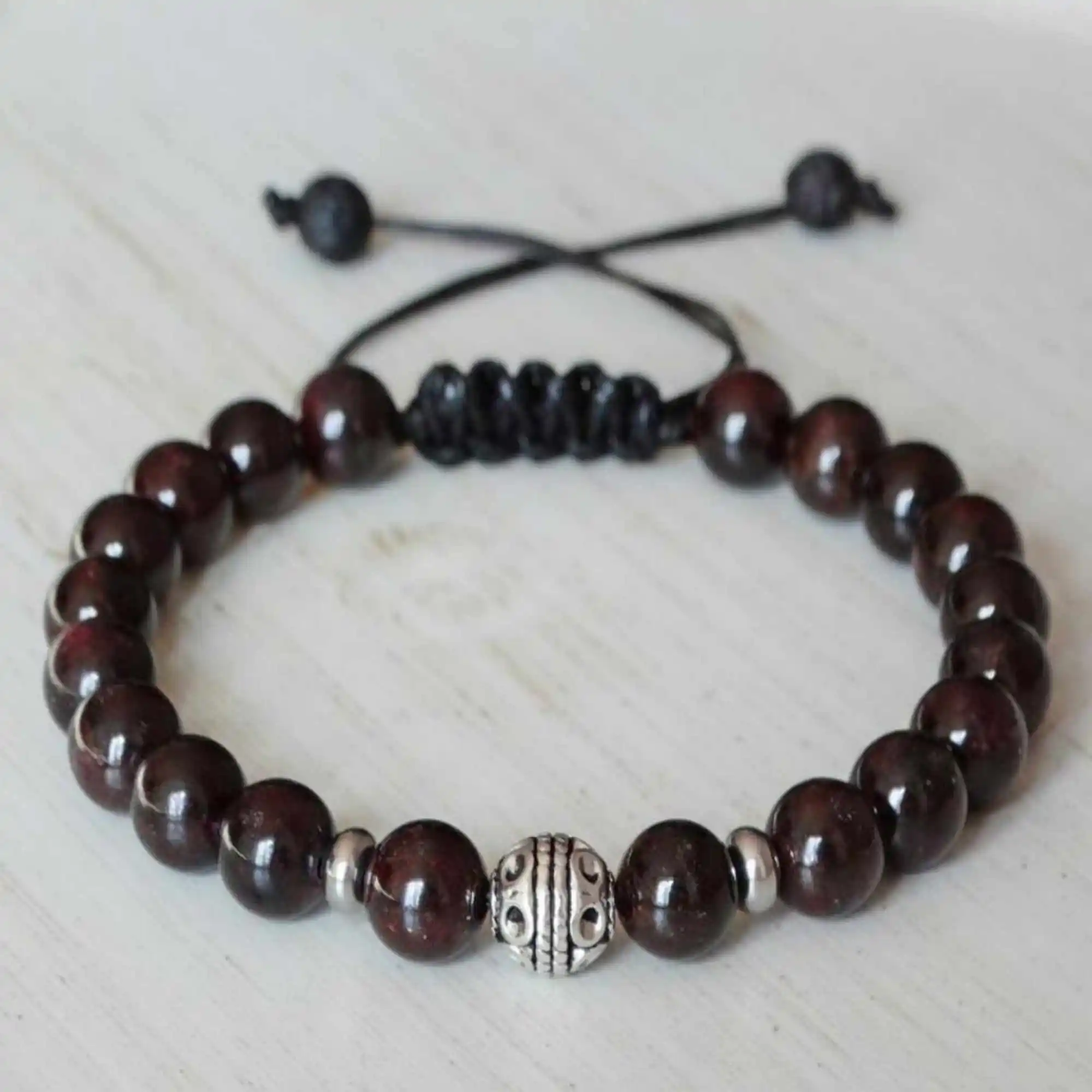 

Модный натуральный красный гранат, драгоценный камень, mala beads, серебряный браслет, подарок, интеллектуальный буддизм, спокойный богемный, во...