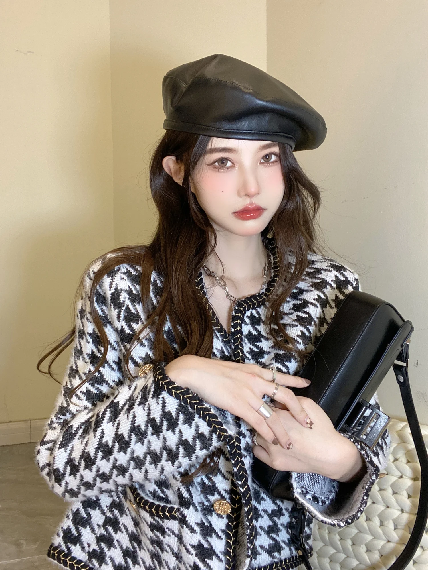 Женское свободное короткое пальто с длинным рукавом в стиле гусиные лапки