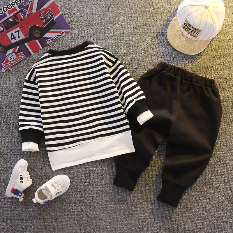 Новинка Осенняя детская повседневная одежда футболка в полоску для маленьких