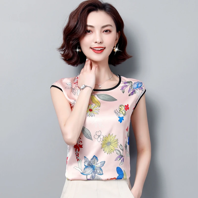 Korean Fashion Silk Women Blouses Satin Office Lady Women Shirts Sleeveless Blusas Femininas Elegante Ladies Tops
