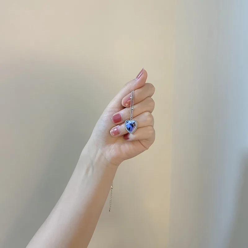 Винтажная капающая масло любовь бабочка кролик кулон на ожерелье для женщин девочек простая универсальная колье из костяной цепи ювелирных изделий.