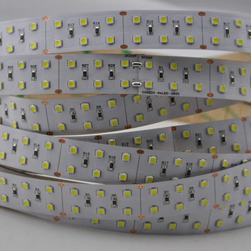 Лидер продаж суперъяркая Светодиодная лента Epistar IP20 12 В постоянного тока 24 smd 2835 120